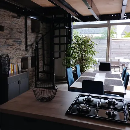 Vakantiehuis Maison De Charme Au Coeur De L'anjou Saint-Jean-des-Mauvrets